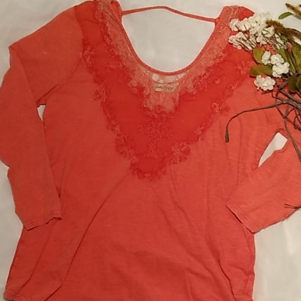 🌿Lucky Brand Tunic w/ lace neckline